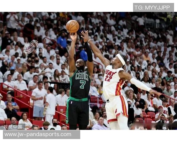 2012年NBA东部决赛第五场热火对决凯尔特人精彩回顾与赛后分析