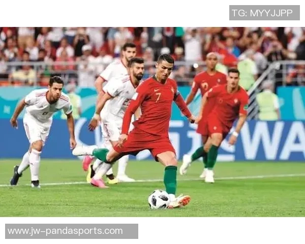 C罗在葡萄牙对瑞典的比赛中展现传奇实力一战成名